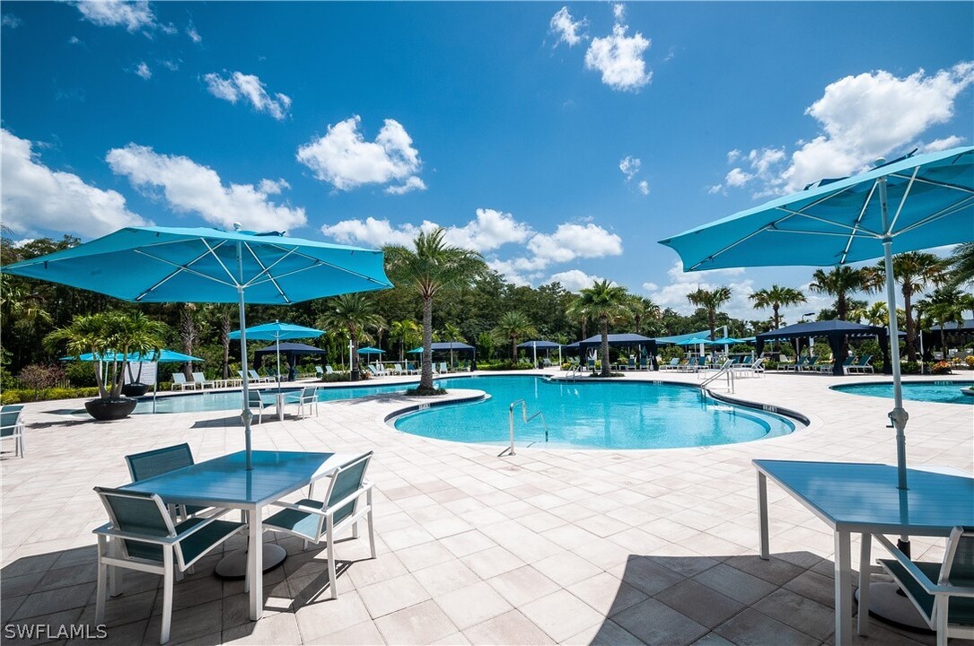 28670 Montecristo Loop in Bonita Springs, FL - Building Photo