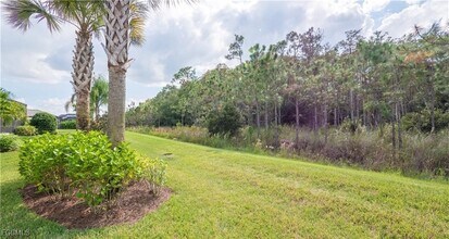 12208 Sussex St in Ft. Myers, FL - Building Photo - Building Photo