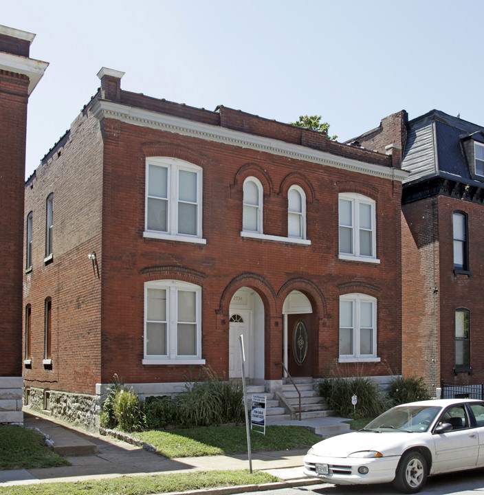 2736 Osage St in St. Louis, MO - Building Photo