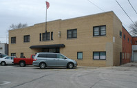 110 West Prairie in Marengo, IL - Foto de edificio - Building Photo