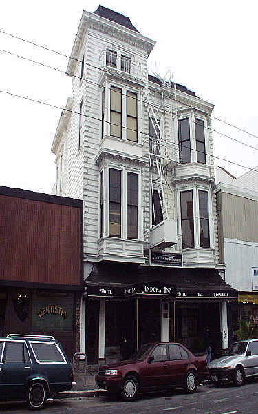 2434-2438 Mission St in San Francisco, CA - Foto de edificio - Building Photo