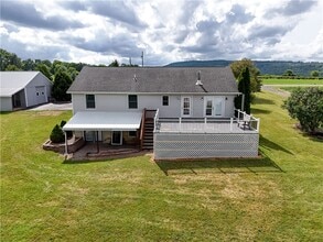 681 NY-364 in Middlesex, NY - Building Photo - Building Photo