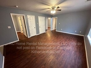 1006 W Royle St in Richmond, MO - Building Photo - Building Photo