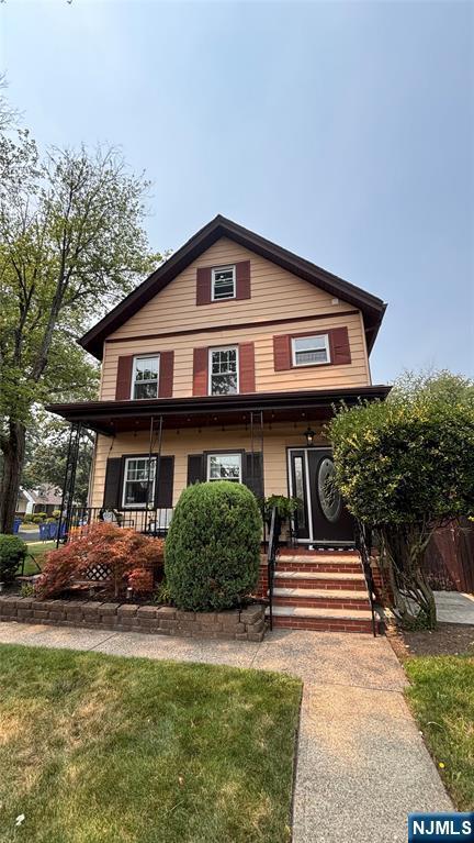 property at 266 Tenafly Rd