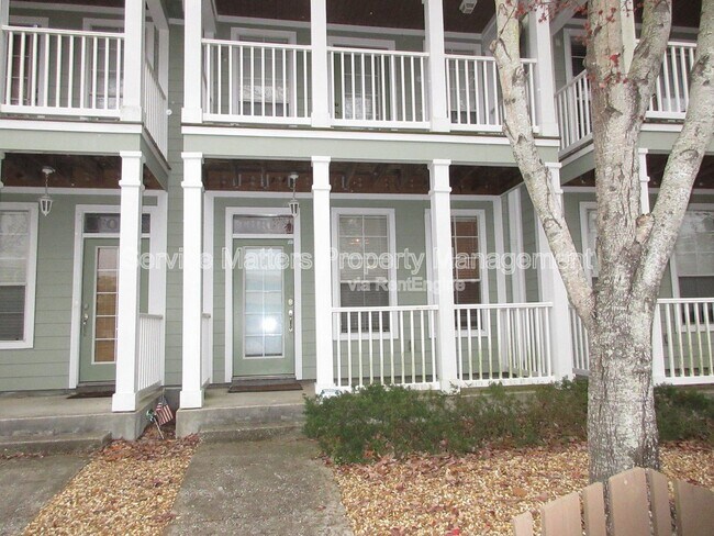 1020 N Hayne St in Pensacola, FL - Foto de edificio - Building Photo
