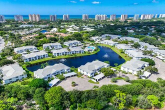 886 Tanbark Dr in Naples, FL - Foto de edificio - Building Photo