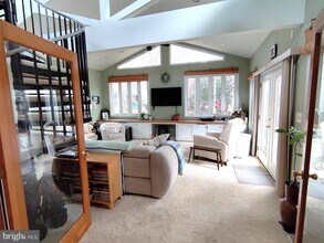 11106 Del Rio Dr in Fairfax, VA - Building Photo - Building Photo