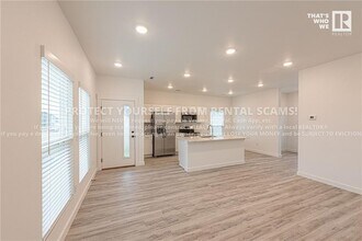 861 Reading RR Ln in Centerton, AR - Building Photo - Building Photo