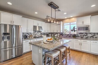 412 Vigo Port St in Las Vegas, NV - Building Photo - Building Photo