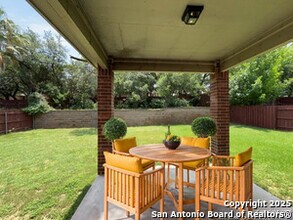 2830 Zurich in San Antonio, TX - Building Photo - Building Photo