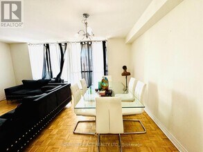 1 Massey Square in Toronto, ON - Building Photo - Building Photo