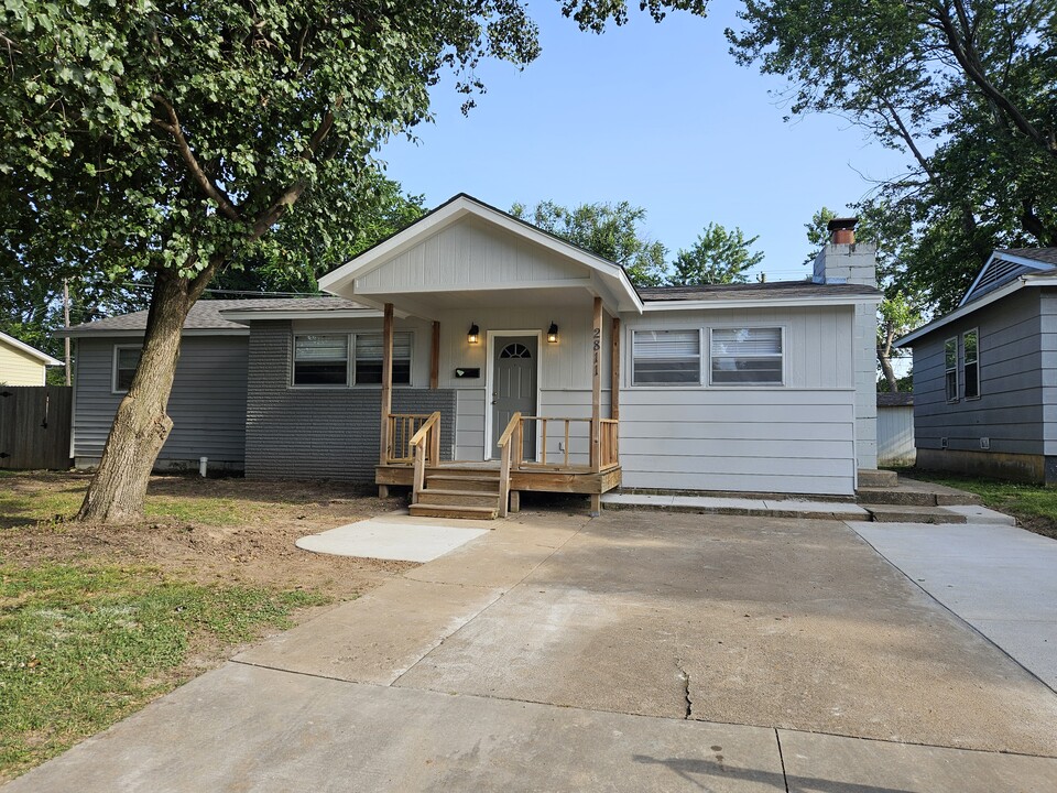 2811 Monta Pl in Muskogee, OK - Building Photo