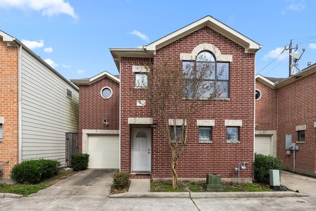 property at 5951 S Loop E