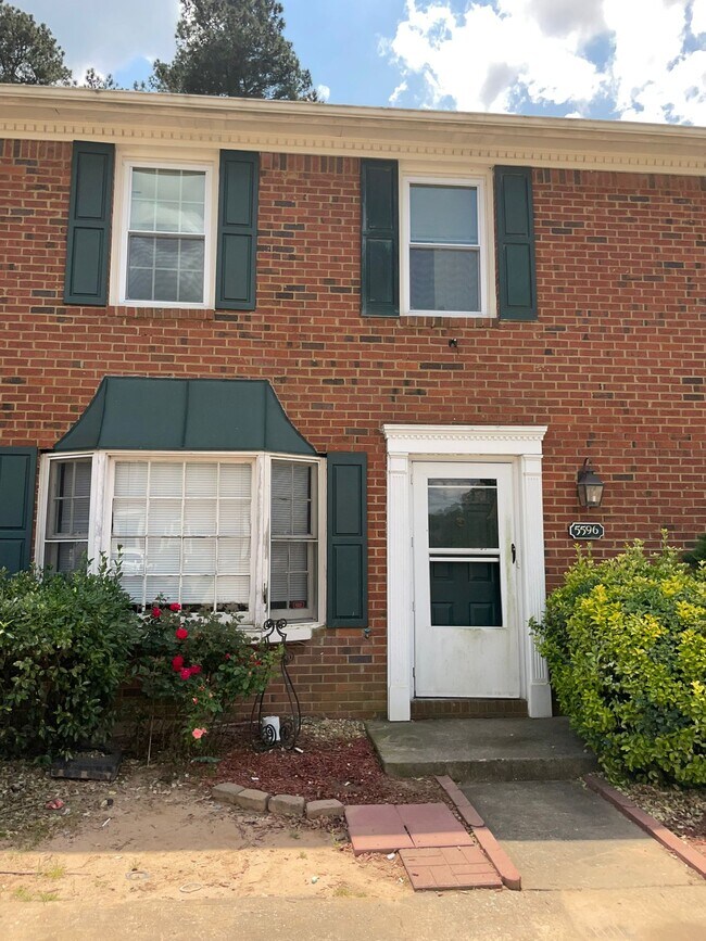 5596 Executive Way Rentals in Norcross, GA