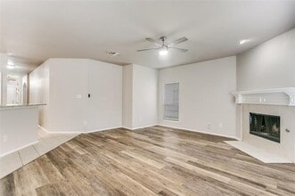 9705 Hedge Bell Dr in McKinney, TX - Building Photo - Building Photo