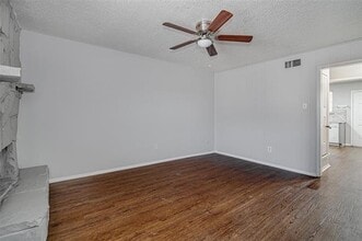1403 Courtney Pl in Cleburne, TX - Building Photo - Building Photo