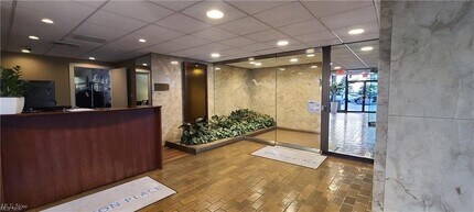 12700 Lake Rd in Lakewood, OH - Building Photo - Building Photo