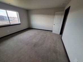 605 Halfpipe St in Belgrade, MT - Building Photo - Building Photo