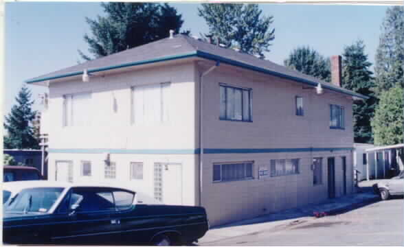 Skyway Mobile Home Park in Seattle, WA - Building Photo