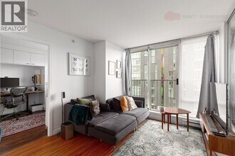 328 E 11th Ave in Vancouver, BC - Building Photo - Building Photo