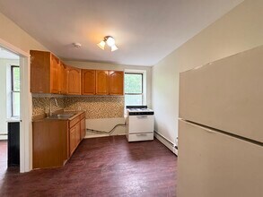 36 S 12th St, Unit 3 in Newark, NJ - Building Photo - Building Photo