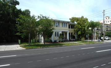 116 4th Ave NE in St. Petersburg, FL - Building Photo - Building Photo