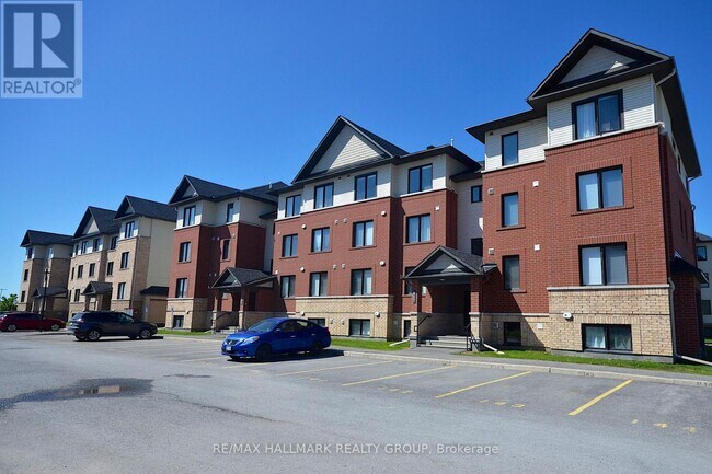 205 Bluestone Private in Ottawa, ON - Building Photo - Building Photo