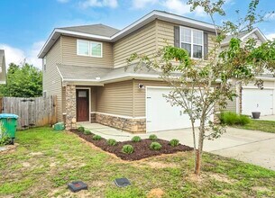 220 Wainwright Dr in Crestview, FL - Building Photo - Building Photo