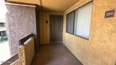 3535 W Tierra Buena Ln in Phoenix, AZ - Building Photo - Building Photo