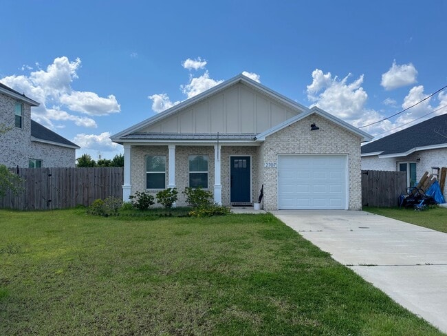 property at 2707 Largo Ave