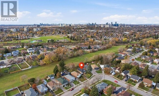 162 Tower Dr in Toronto, ON - Building Photo - Building Photo
