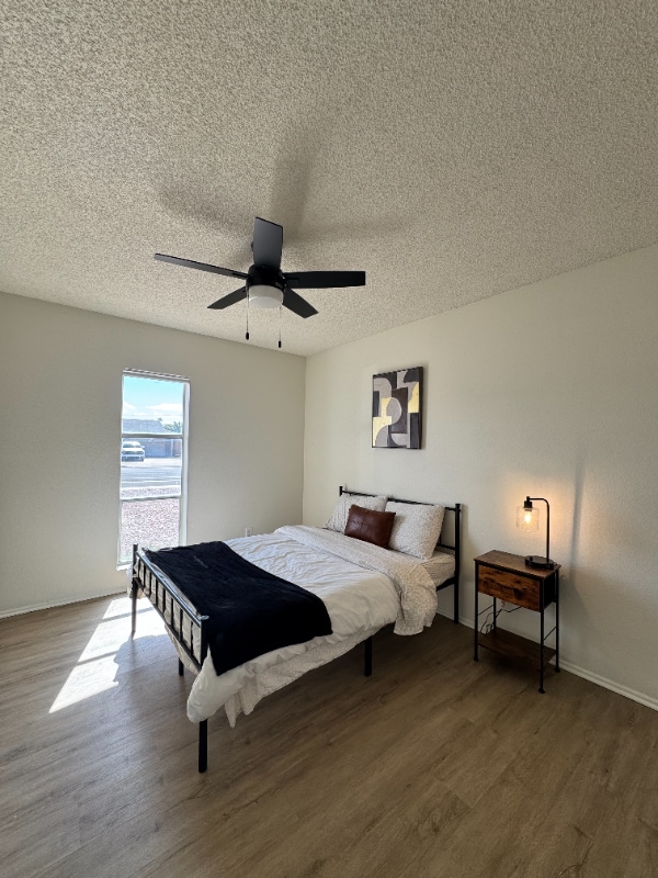 property at 2222 W Morningside Dr