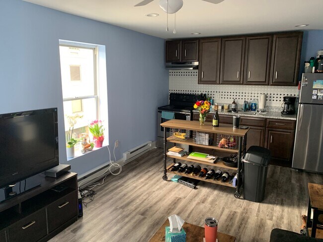 1800 Callowhill St-Unit -2 in Philadelphia, PA - Foto de edificio - Building Photo