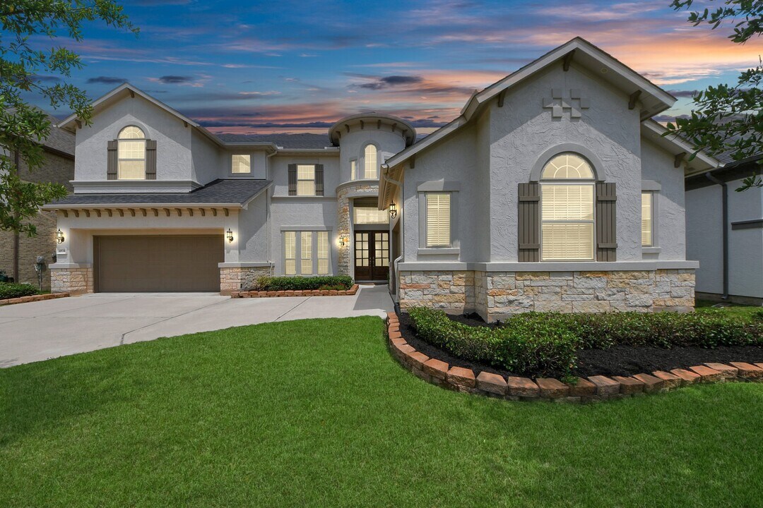 4834 Avalon Plantation Dr in Missouri City, TX - Foto de edificio