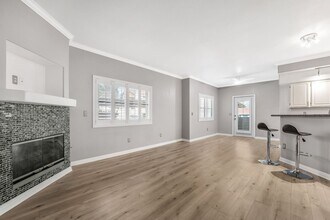 344 Sunward Dr in Henderson, NV - Foto de edificio - Building Photo