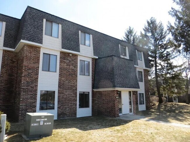 property at 260 E Court of Shorewood