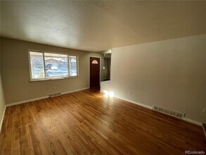 1250 S Ames St in Lakewood, CO - Building Photo - Building Photo