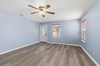 3007 Spice Meadow in San Antonio, TX - Building Photo - Building Photo