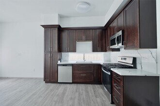 113 Bolden St in Houston, TX - Building Photo - Building Photo