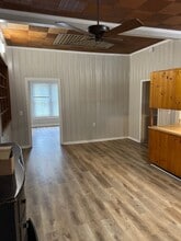 303 Sawyer St in Dublin, GA - Foto de edificio - Building Photo