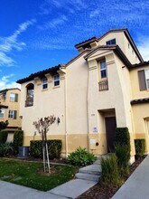 379 Callesita Mariola in Chula Vista, CA - Building Photo - Building Photo