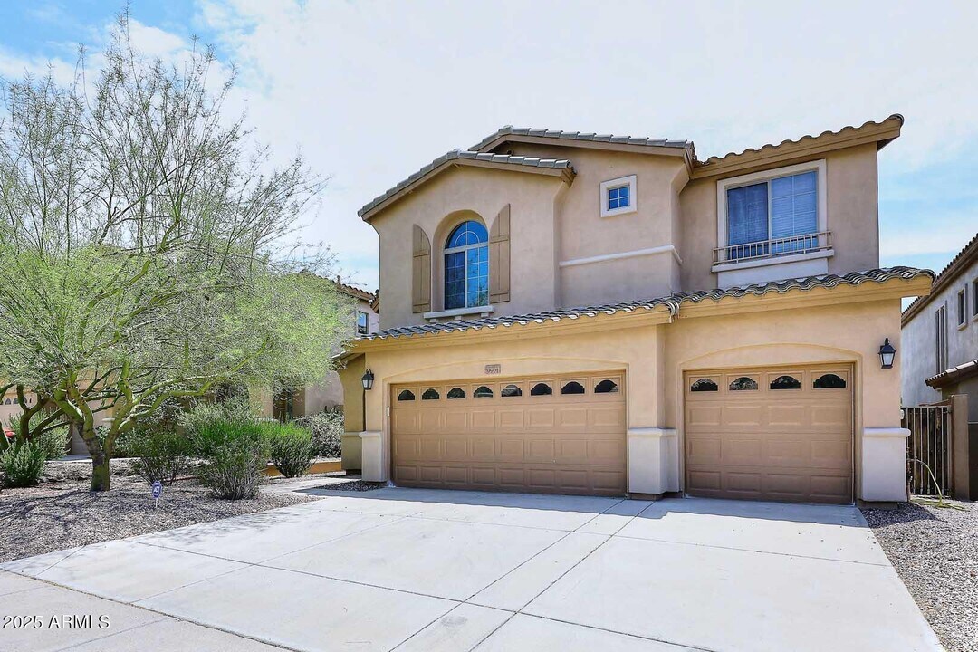 9901 E Bahia Dr in Scottsdale, AZ - Building Photo