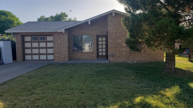 property at 1606 N Delaware Ave
