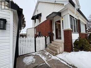 69 Roxborough Ave in Hamilton, ON - Building Photo - Building Photo