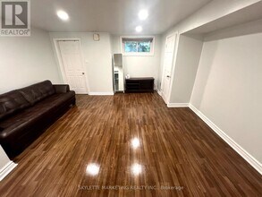 106 Brandon Ave in Toronto, ON - Building Photo - Building Photo