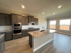 3611 Walnut Rdg Dr in Grand Prairie, TX - Building Photo - Building Photo