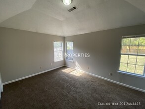 3831 Hidden Forest Cove-Unit -516 in Memphis, TN - Building Photo - Building Photo