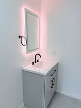 338 Prestley Rd, Unit #2 in Bridgeville, PA - Foto de edificio - Building Photo