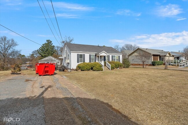 3814 Lakeshore Dr in Shreveport, LA - Building Photo - Building Photo