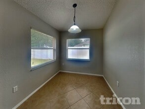 1617 Taylor Brooke Dr in Bartow, FL - Foto de edificio - Building Photo